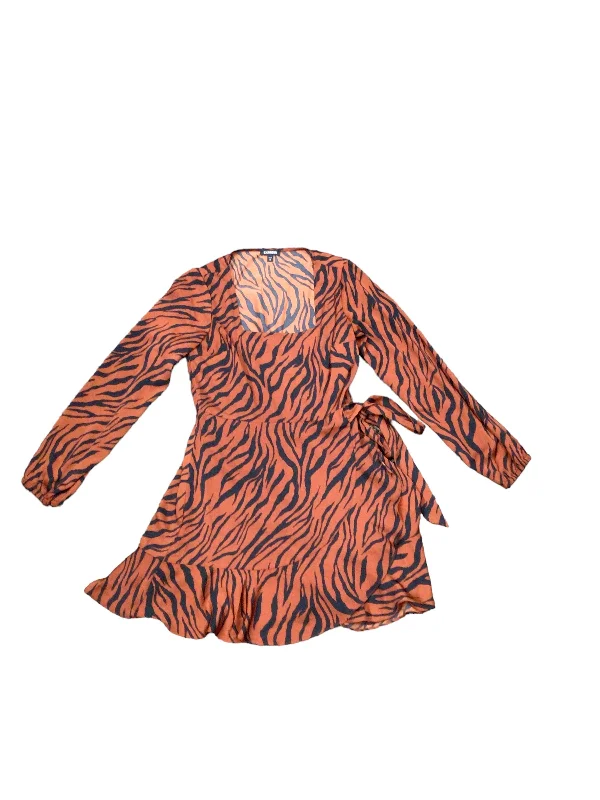 Weekend Deals You Can't Resist Dress Casual Short By Express  Size: L