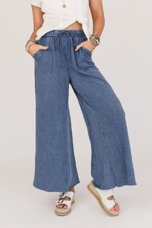 Relaxing Robin Wide Leg Pant - New Denim